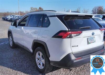 2020 Toyota RAV4 Hybrid LE   - Photo 2 - Richmond, IN 47374