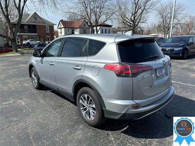 2018 Toyota RAV4 Hybrid LE AWD - Photo 4 - Richmond, IN 47374