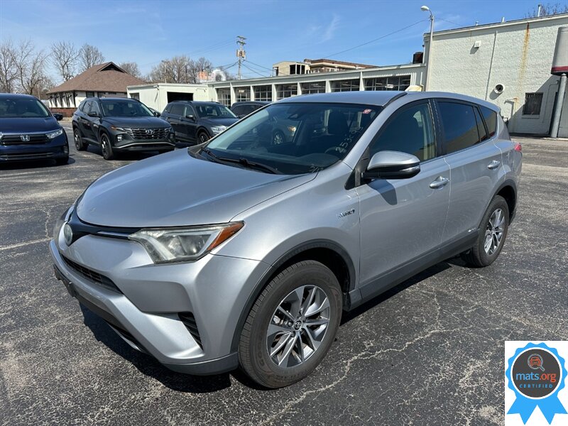 2018 Toyota RAV4 Hybrid LE AWD   - Photo 1 - Richmond, IN 47374