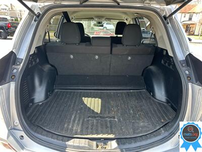 2018 Toyota RAV4 Hybrid LE AWD - Photo 6 - Richmond, IN 47374