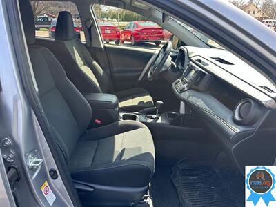 2018 Toyota RAV4 Hybrid LE AWD - Photo 12 - Richmond, IN 47374