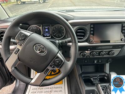 2022 Toyota Tacoma SR5 V6   - Photo 13 - Richmond, IN 47374