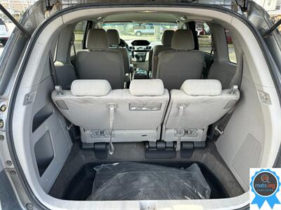 2013 Honda Odyssey LX - Photo 6 - Richmond, IN 47374