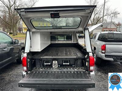 2022 Toyota Tacoma SR V6   - Photo 10 - Richmond, IN 47374