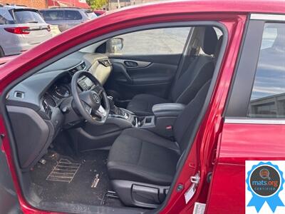 2017 Nissan Rogue Sport S - All wheel drive!   - Photo 4 - Richmond, IN 47374