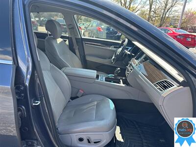 2017 Genesis G80 3.8   - Photo 10 - Richmond, IN 47374