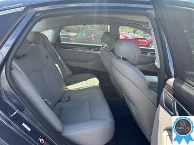 2017 Genesis G80 3.8   - Photo 11 - Richmond, IN 47374