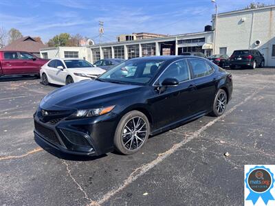 2023 Toyota Camry SE  