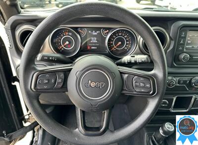 2019 Jeep Wrangler Sport   - Photo 9 - Richmond, IN 47374