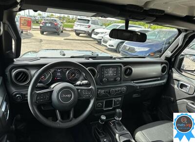 2019 Jeep Wrangler Sport   - Photo 11 - Richmond, IN 47374