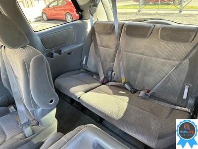 2010 Toyota Sienna LE 7-Passenger - Photo 12 - Richmond, IN 47374