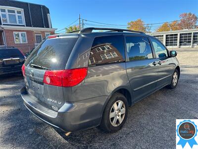 2010 Toyota Sienna LE 7-Passenger - Photo 3 - Richmond, IN 47374