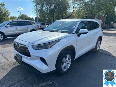 2023 Toyota Highlander L   - Photo 1 - Richmond, IN 47374
