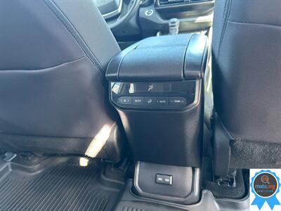 2023 Toyota Highlander L   - Photo 11 - Richmond, IN 47374