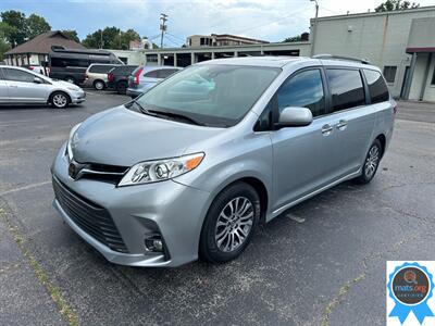2020 Toyota Sienna XLE 8-Passenger   - Photo 1 - Richmond, IN 47374