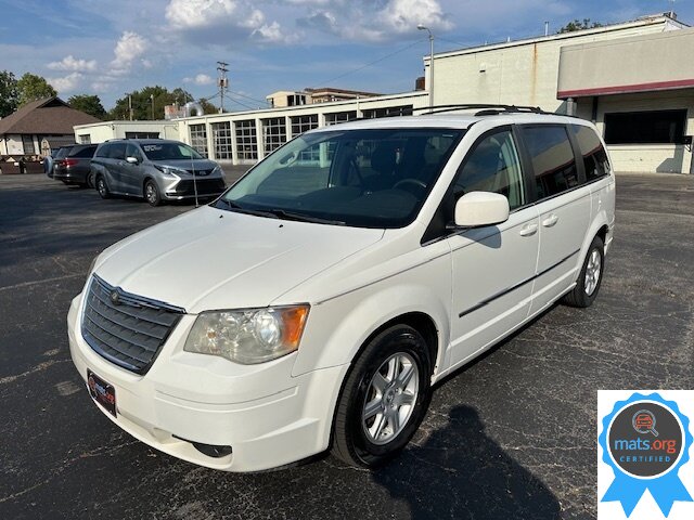 2010 Chrysler Town & Country