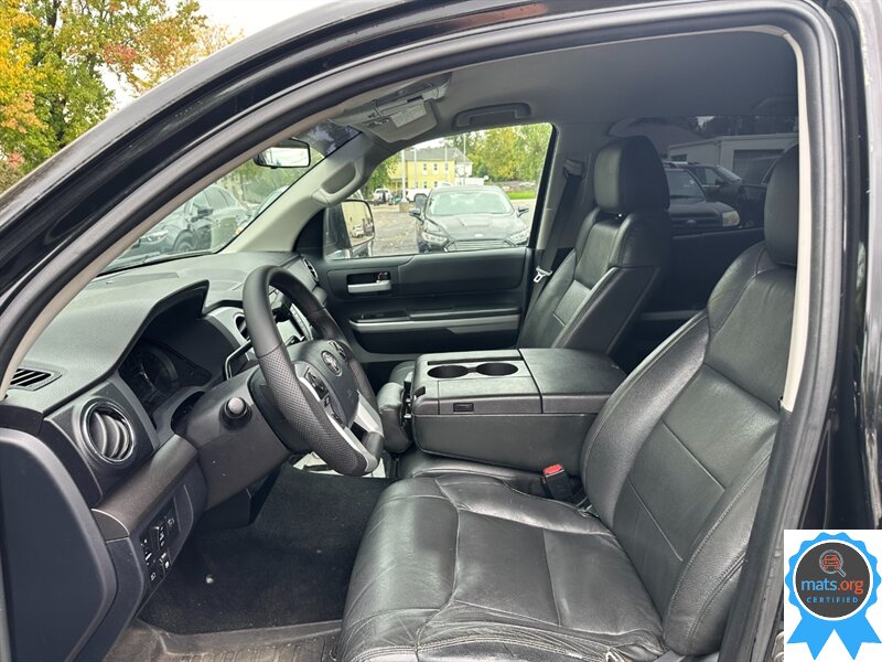 2018 Toyota Tundra SR5 - Photo 6