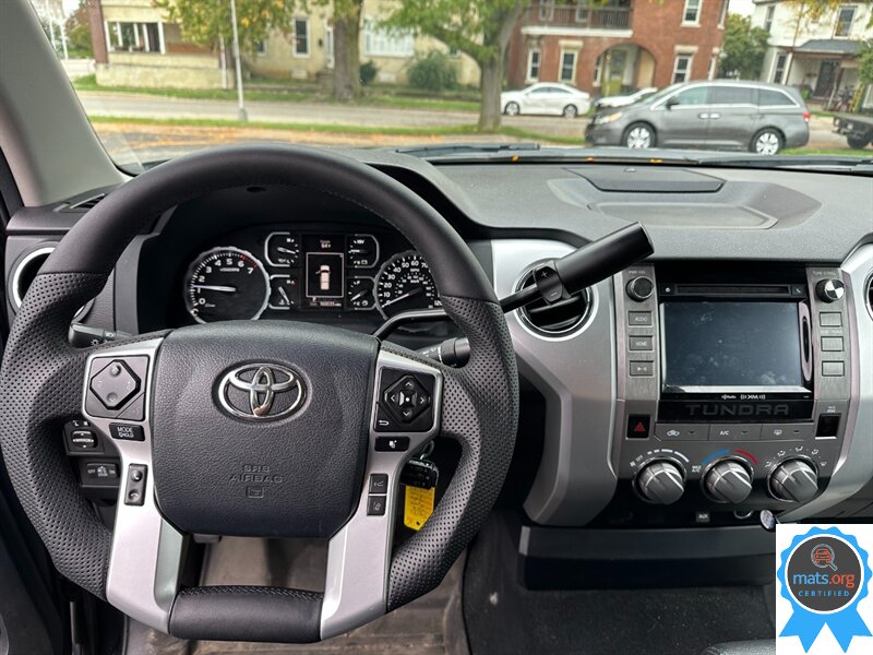 2018 Toyota Tundra SR5 - Photo 11