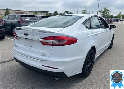 2019 Ford Fusion SE   - Photo 3 - Richmond, IN 47374