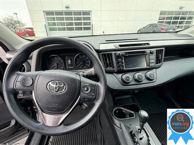 2017 Toyota RAV4 LE AWD   - Photo 6 - Richmond, IN 47374