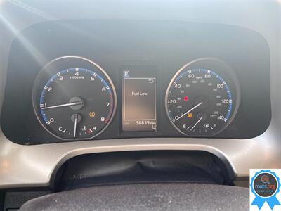 2017 Toyota RAV4 LE AWD   - Photo 10 - Richmond, IN 47374