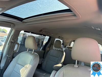 2018 Toyota Sienna XLE 7-Passenger AWD   - Photo 12 - Richmond, IN 47374