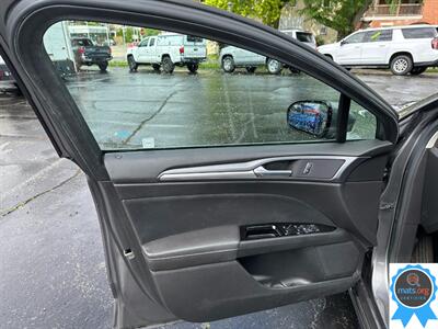 2013 Ford Fusion SE   - Photo 7 - Richmond, IN 47374