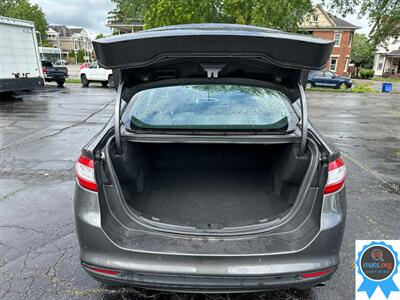 2013 Ford Fusion SE   - Photo 5 - Richmond, IN 47374