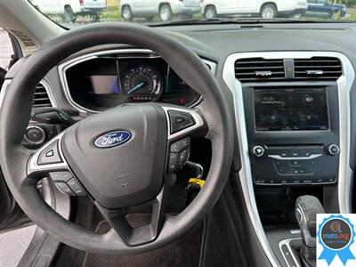 2013 Ford Fusion SE   - Photo 13 - Richmond, IN 47374