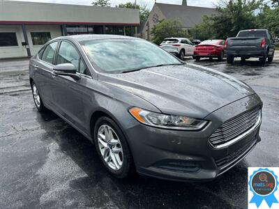 2013 Ford Fusion SE   - Photo 2 - Richmond, IN 47374