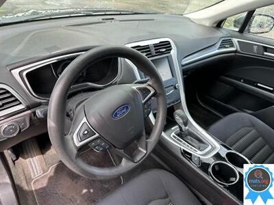 2013 Ford Fusion SE   - Photo 9 - Richmond, IN 47374