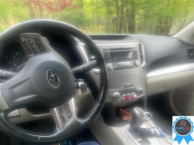 2012 Subaru Outback 2.5i Premium   - Photo 4 - Richmond, IN 47374