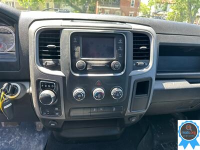 2022 RAM 1500 Classic Express - Photo 14 - Richmond, IN 47374