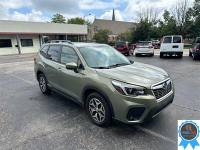 2021 Subaru Forester Premium   - Photo 2 - Richmond, IN 47374