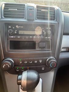 2010 Honda CR-V LX AWD   - Photo 10 - Richmond, IN 47374