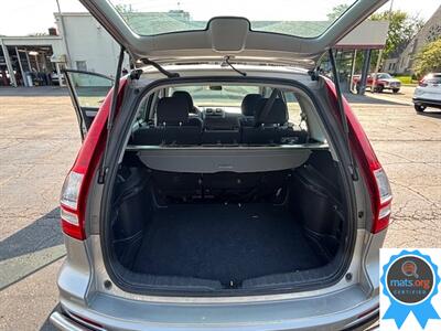 2010 Honda CR-V LX AWD   - Photo 11 - Richmond, IN 47374