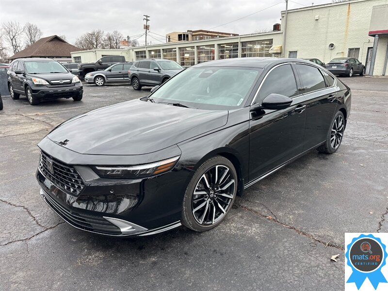 2025 Honda Accord Hybrid Touring  