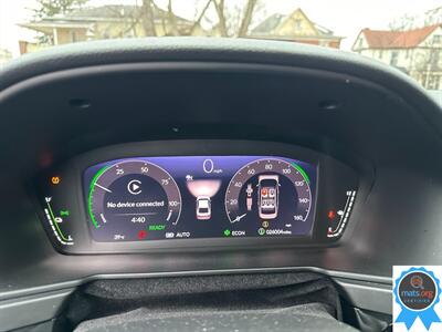 2025 Honda Accord Hybrid Touring   - Photo 13 - Richmond, IN 47374