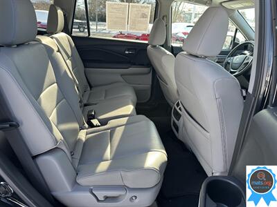 2017 Honda Pilot EX-L   - Photo 13 - Richmond, IN 47374