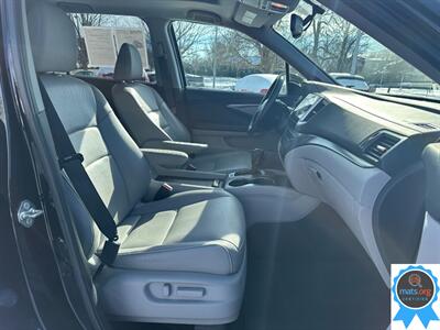 2017 Honda Pilot EX-L   - Photo 12 - Richmond, IN 47374