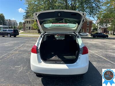 2015 Nissan Rogue Select S - Photo 5 - Richmond, IN 47374