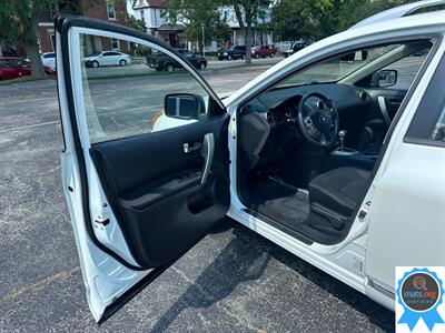 2015 Nissan Rogue Select S - Photo 7 - Richmond, IN 47374