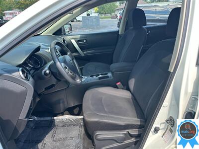 2015 Nissan Rogue Select S - Photo 8 - Richmond, IN 47374
