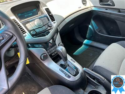 2012 Chevrolet Cruze LS   - Photo 14 - Richmond, IN 47374