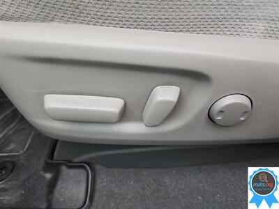 2019 Toyota Sienna LE 8-Passenger   - Photo 7 - Richmond, IN 47374