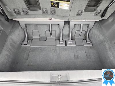 2019 Toyota Sienna LE 8-Passenger   - Photo 14 - Richmond, IN 47374