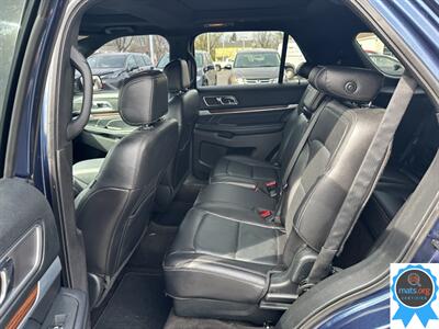 2017 Ford Explorer Limited AWD   - Photo 11 - Richmond, IN 47374