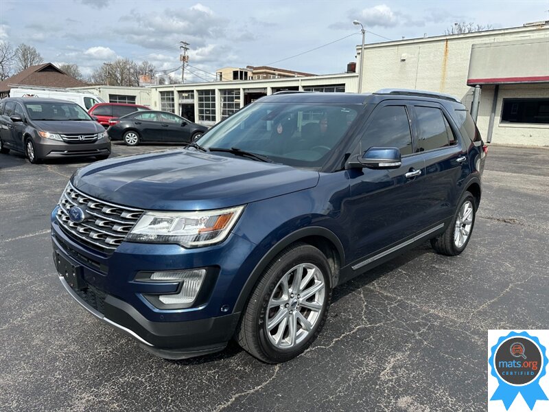 2017 Ford Explorer Limited AWD   - Photo 1 - Richmond, IN 47374