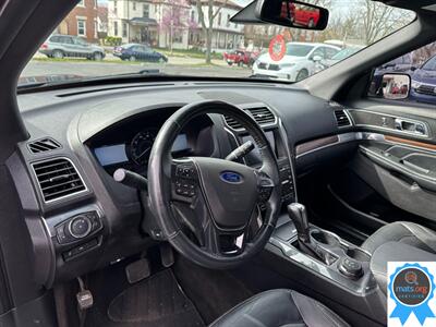 2017 Ford Explorer Limited AWD   - Photo 10 - Richmond, IN 47374