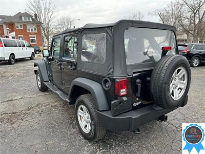 2013 Jeep Wrangler Sport Unlimited 4WD   - Photo 4 - Richmond, IN 47374